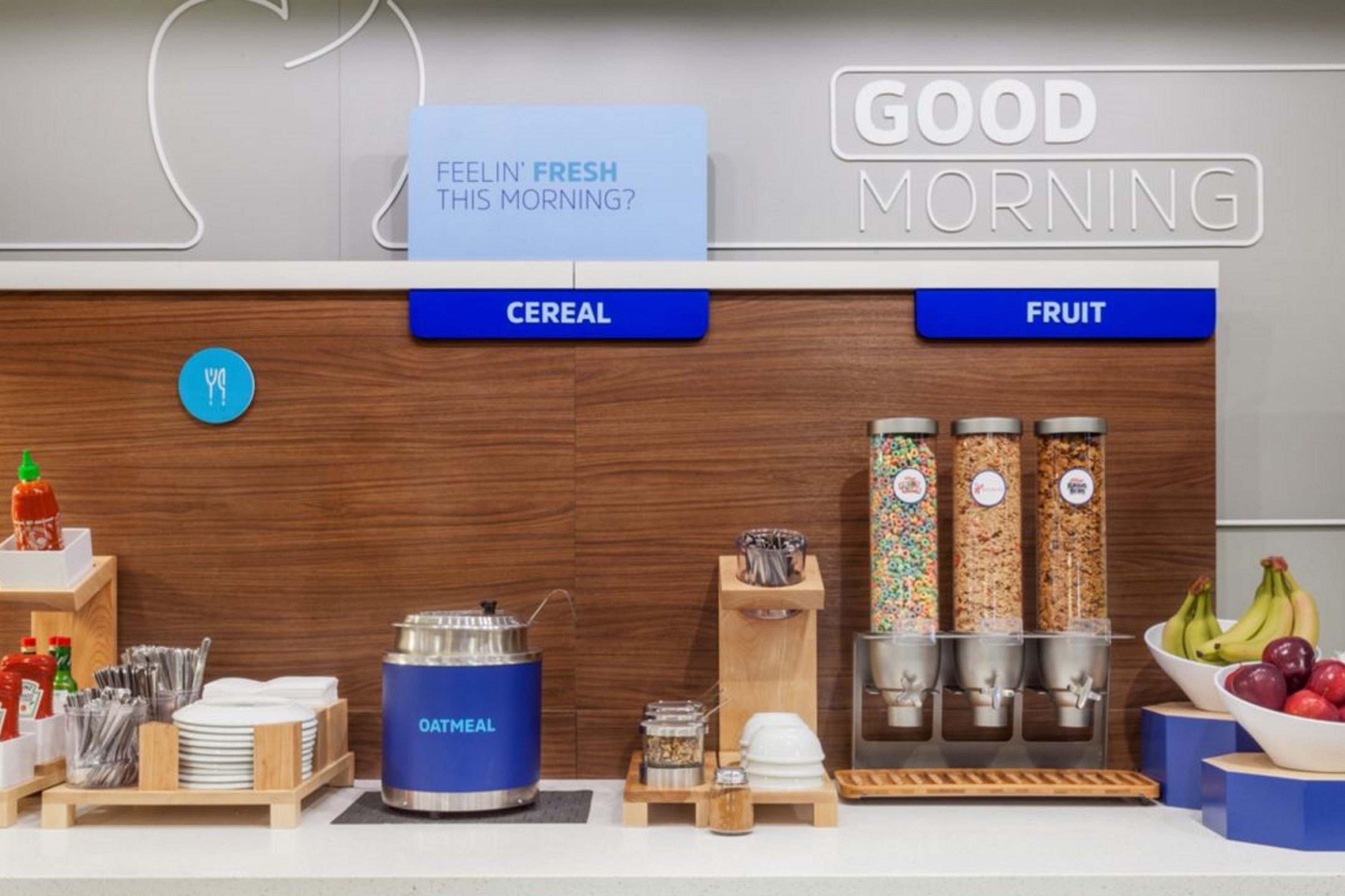 Holiday Inn Express And Suites Madison Central By Ihg Eksteriør bilde