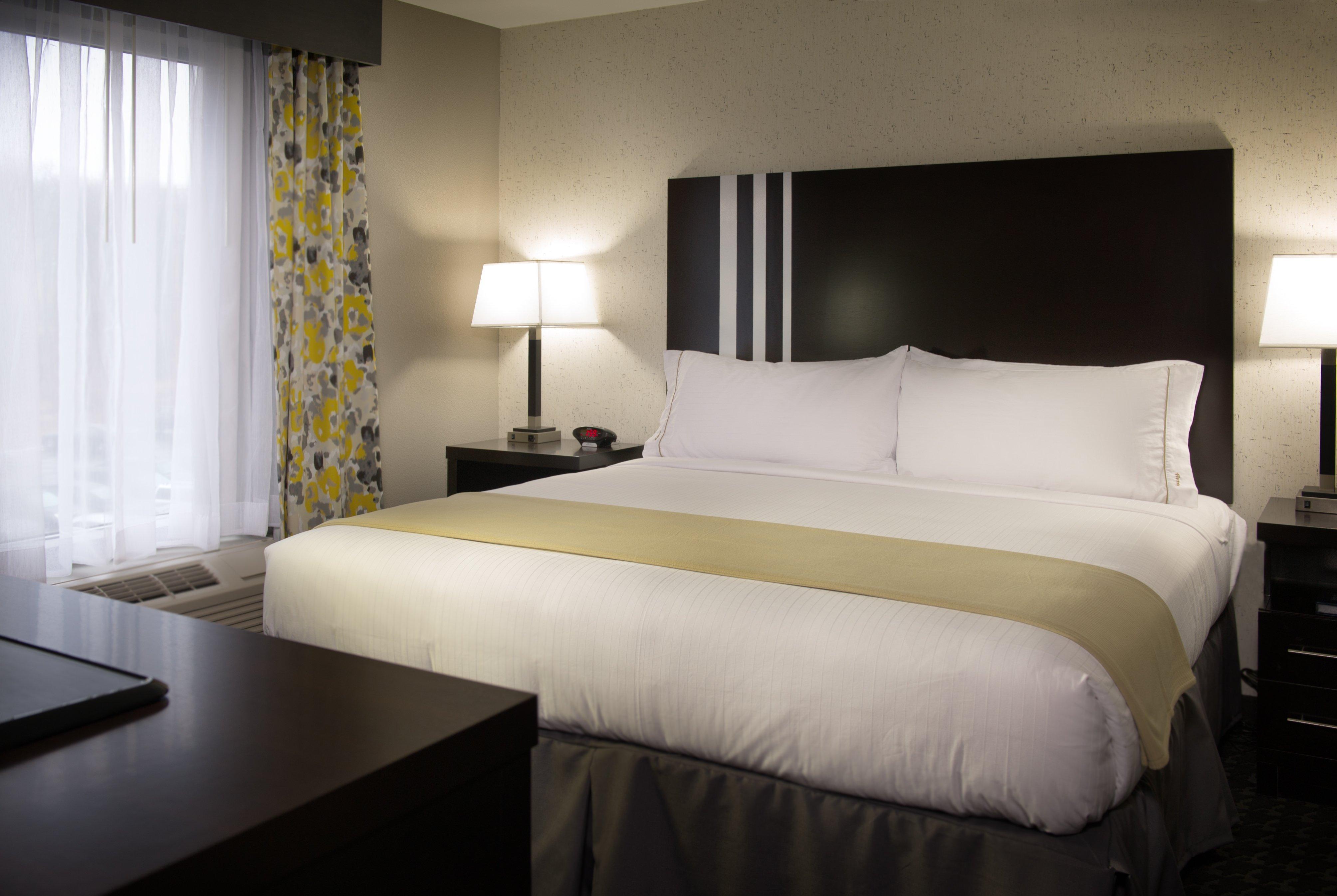 Holiday Inn Express And Suites Madison Central By Ihg Eksteriør bilde